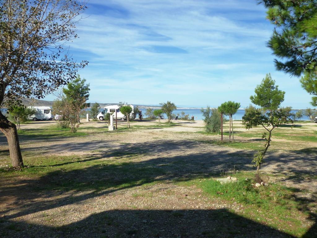 Campsite Pisak - Mobile Homes By The Sea Seline Exterior photo